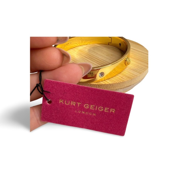 Kurt Geiger London Gold Tone Crystal & Eagle Head Hinged Bangle Bracelet NWT - Picture 5 of 9